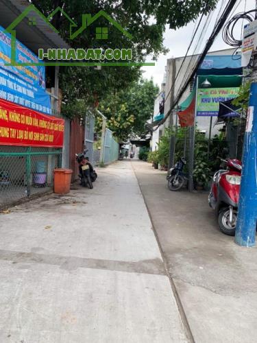 ✨NHÀ ĐẸP 2 LẦU Ở LIỀN - HẺM Ô TÔ- 65M2 - CHƯA TỚI 5 TỶ - 4