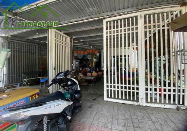 cần bán nhanh căn nhà 128m2 ở Trung Chánh - Hóc Môn giá 900 triệu. - 3