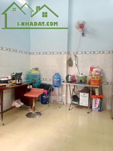Bán nhà 3 lầu 62m2 hẻm 90 đường Bông Sao Phường 5 Quận 8 - 2