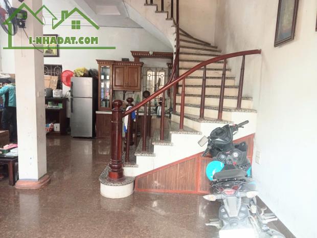 Bán nhà phố Thượng Thụy Tây Hồ 60m 2 tầng, mặt tiền 7.7m,13.8 tỷ.Ô tô tránh - 1
