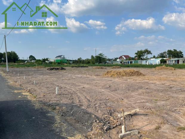 ĐẤT MẶT TIỀN DT750 TRỪ VĂN THỐ, BÀU
