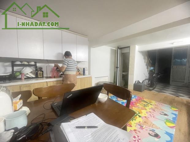 HÀNG XÓM KHU ĐÔ THỊ RESCO - CỔ NHUẾ 37M2 - 4 TẦNG - MT 4M - GIÁ 6.1 TỶ - 4