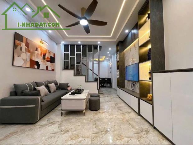 Bán nhà Tứ Liên, Tây Hồ, 56m2, 4 tầng, giá 7.95 tỷ