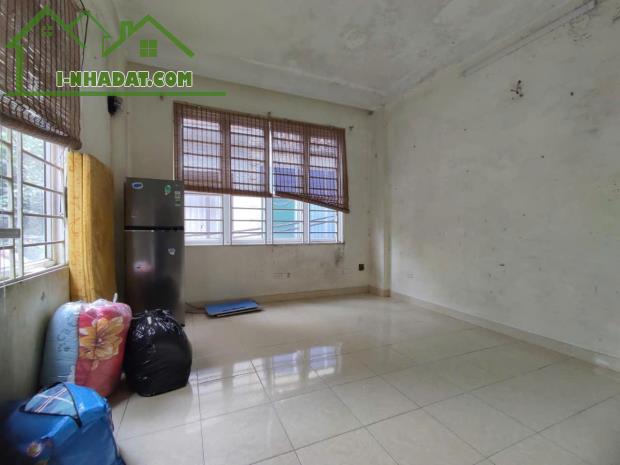 Giải Phóng nhà lô góc ngõ thông KD ô tô nhỏ dừng đỗ 32m 3 tầng giá 6.6 tỷ - 2