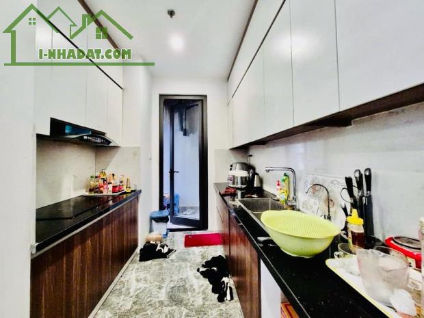 CĂN HỘ CHUNG CƯ CAO CẤP - TIỆN ÍCH NGẬP TRÀN - VIEW TRIỆU ĐÔ - FULL ĐỒ XỊN - 2