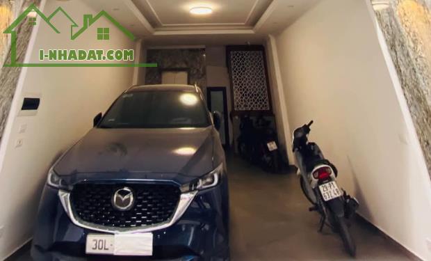 NHÀ PHỐ NGUYỄN PHONG SẮC 5tầng 11tỷ9 Ô TÔ VÀO NHÀ - 5