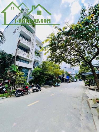 BÁN ĐẤT THỔ CƯ 100% VỊ TRÍ NGUYỄN VĂN HƯỞNG THẢO ĐIỀN - QUẬN 2 - 450M2 - 75 TỶ - SỔ ĐỎ - 2