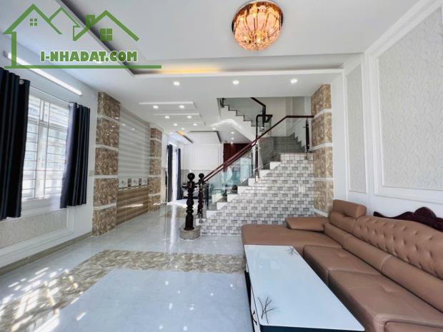 Chỉ 6.3 TỶ TL! 56M², 3 Tầng /4pn, HẺM Ô TÔ, Phan Văn Trị Gò Vấp!