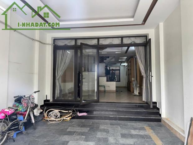 Bán nhà 3 tầng tại KDC số 2, Phường Liên Bảo, TP. Vĩnh Yên, Vĩnh Phúc, giá ưu đãi, 6,5