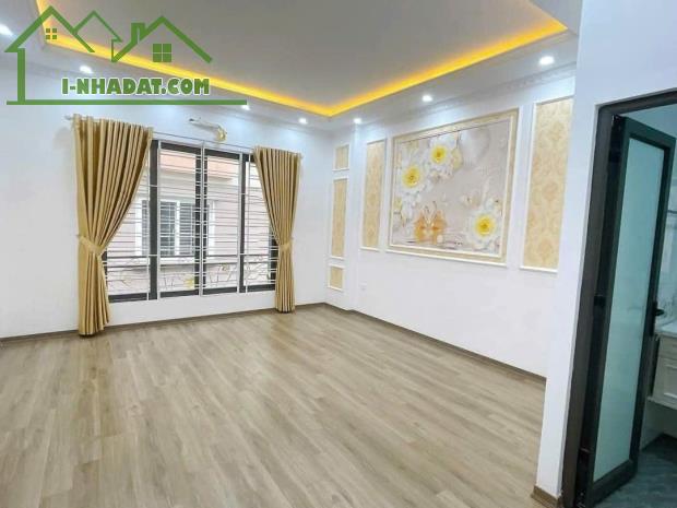 KIM MÃ THƯỢNG - PHỐ VIP BA ĐÌNH - NHÀ MỚI 6 TẦNG THANG MÁY - KINH DOANH - NGÕ THÔNG
