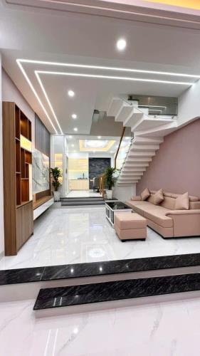 TIẾP TỤC LÊN SÓNG QUÝ KHÁCH HÀNG CĂN SIÊU PHẨM ĐẸP MÊ LY 🏡Vị trí : Đường Nguyễn P.14 - G