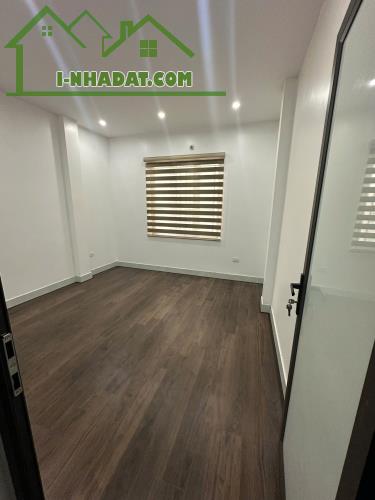🔥 HÀNG ĐỘC DUY NHẤT! Lô Góc - 4PN - 2 Sân Phơi - Ô Tô Đỗ Cửa - Trung Tâm Phụng Châu 🔥 - 3