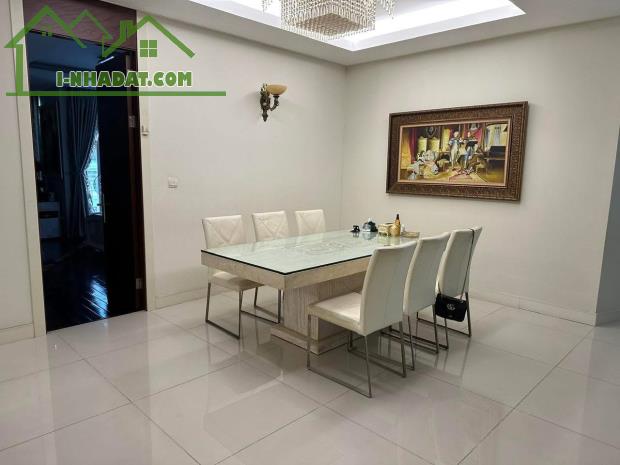 Bán Căn Hộ Cao Cấp Keangnam Lenmark Tower- Sổ Đỏ Chính Chủ- 280m2^ 5PN^5WC- 32.5 Tỷ