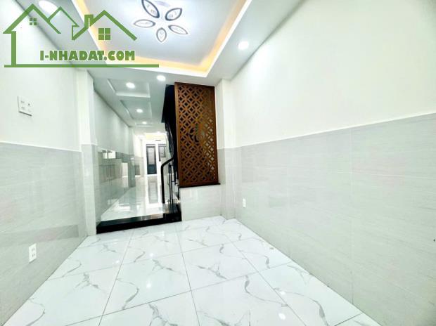 BÁN NHÀ QUẬN 7 DƯỚI 7 TỶ MẶT TIỀN ĐƯỜNG KINH DOANH SẦM UẤT - 1