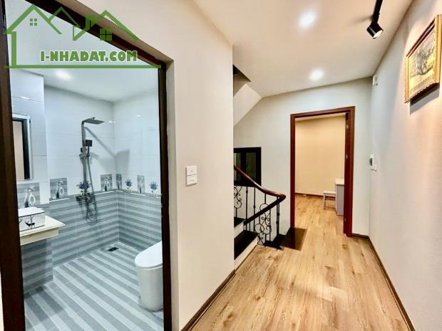 Bán Nhà Ngõ 268 Ngọc Thuỵ 48m2-Hơn 7 tỷ-DÂN XÂY-FULL NỘI THẤT- PHÁP LÝ CHUẨN-Ô TÔ GẦN  + v - 1