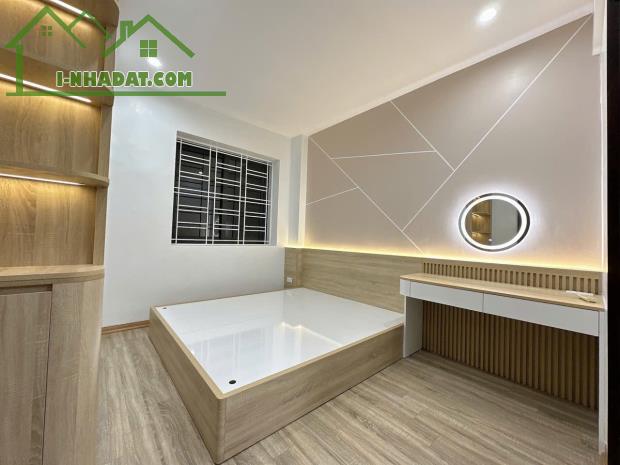 Căn hộ Nơ 3 Linh Đàm - quận Hoàng Mai,sổ đỏ, 76m2 * 3 ngủ nội thất mới 100%, giá 4 tỷ 750 - 4