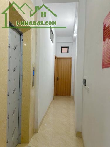 BÁN TÒA NHÀ CĂN HỘ DỊCH VỤ,NHÀ DÒNG TIỀN PHƯƠNG CANH,SÁT PHỐ,Ô TÔ ĐỖ CỬA GIÁ 12.8 TỶ - 1