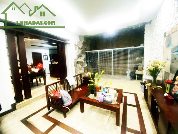 Nhà 4 tầng, 113m², mặt ngõ Nguyễn Thái Học, Ngọc Khánh, Ba Đình - 3.2 tỷ, sổ đỏ