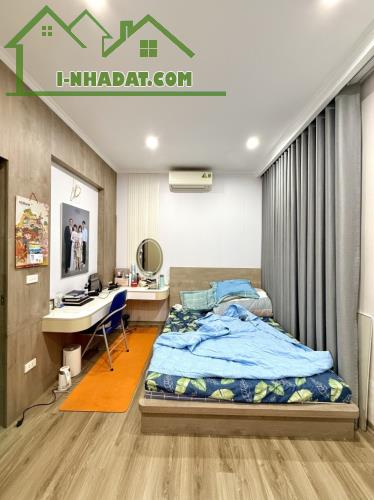 Bán nhà Quan Nhân, Thanh Xuân. 30m2 x 5 Tầng. MT 5m. Ngõ nông. Ô TÔ. Hơn 7 Tỷ. - 2