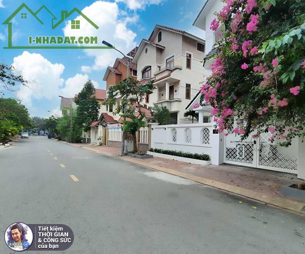 BÁN NHÀ ĐƯỜNG SỐ KHU HIM LAM. 74M2. 4.5MX16.6M. NHÀ CẤP 4. ĐƯỜNG 12M. SÁT QUẬN 1 - 3