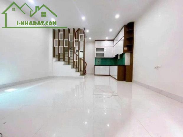 TÂY MỖ - SIÊU PHẨM 4 TỶ NHỈNH - NHÀ MỚI 5 TẦNG OTO ĐỖ 20m GẦN HỒ ĐIỀU HOÀ - 2