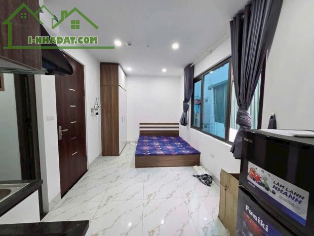 Bán CHDV đầu phố Dương Văn Bé 112m x 6T, thang máy, cách mặt phố 15m, dòng tiền tốt. - 2