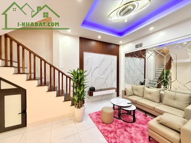 B.Á.N NHÀ HAI BÀ TRƯNG 30M2/6 TỶ - 1