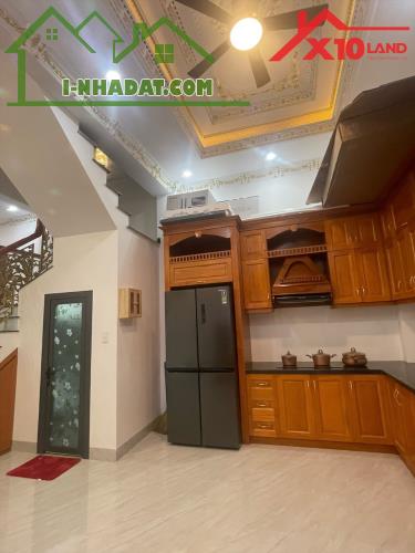 SIÊU NHÀ PHỐ PHƯỜNG TÂN HIỆP BIÊN HOÀ 200m2 sàn chỉ 5,3 tỷ - 2