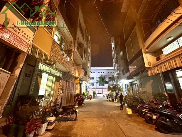 HẺM XE TẢI QUAY ĐẦU - KHU ĐƯỜNG SỐ P4.Q4 HIẾM NHÀ BÁN - GẦN HÀNG HÀNG VÀ HỒ BƠI. - 3