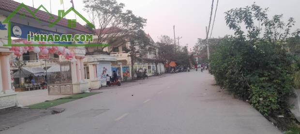 ĐẤT ĐỒNG MAI LÔ GÓC ÔTÔ ĐỖ CỬA VÀO NHÀ 3.3TỶ