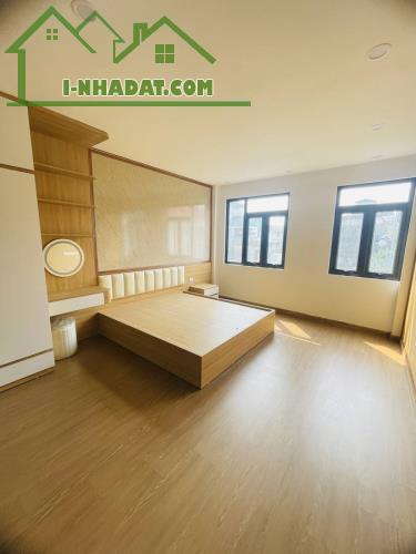 BÁN  NHÀ ĐẸP, 5 TẦNG 35M2, MT. 3.9M NGÕ  THÔNG OTO, FULL NỘI THẤT, NHỈNH 5 TỶ - 3