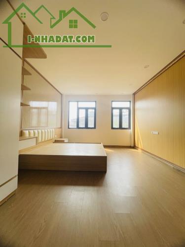 BÁN  NHÀ ĐẸP, 5 TẦNG 35M2, MT. 3.9M NGÕ  THÔNG OTO, FULL NỘI THẤT, NHỈNH 5 TỶ - 5