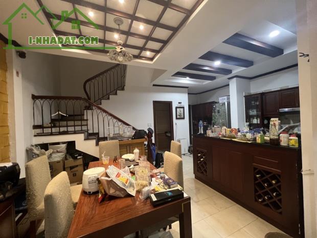 NGUYỄN THÁI HỌC - SIÊU HIẾM - EM MẶT PHỐ  - VỊ TRÍ SIÊU ĐẸP - BIỆT THỰ - VĂN PHÒNG - 1