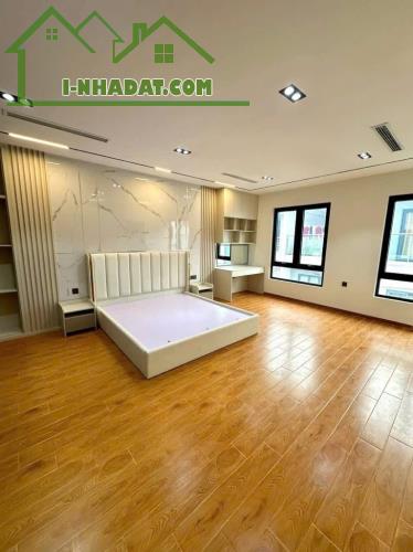 LÒ ĐÚC,HAI BÀ TRƯNG- THANG MÁY-KÍNH KOONG- GẦN PHỐ-44M x6T, 11 TỎI - 2