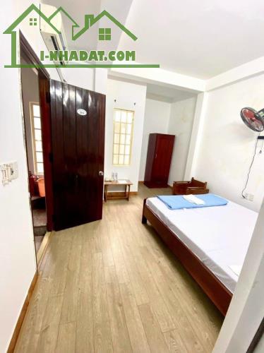 # Nhà kiệt 5m gần Ông Ích Khiêm sát Biển, 100m2, 3 tầng, 12 phòng KD, 8.x tỷ