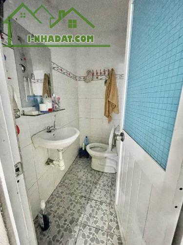 Bán nhà hẻm thông Nguyễn Thị Thập, 19m2, xây 3 tầng BTCT, dưới 3 tỷ - 2
