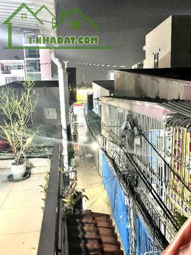 Bán nhà hẻm thông Nguyễn Thị Thập, 19m2, xây 3 tầng BTCT, dưới 3 tỷ - 4