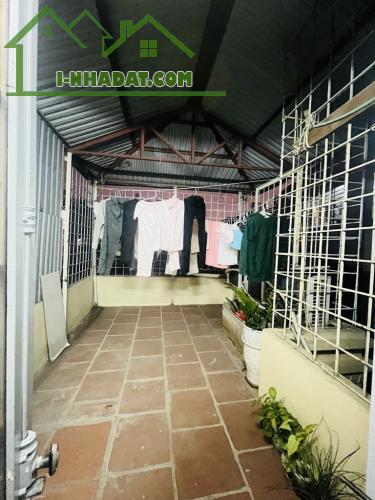 Bán nhà phố Kim Mã DT 21m x 5 tầng 3 ngủ