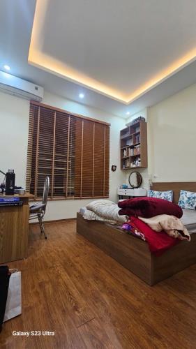 Bán Nhà đẹp dân xây Nguyễn Khang gần oto 43m 4 tầng MT 4.1m giá 9.99 tỷ - 2