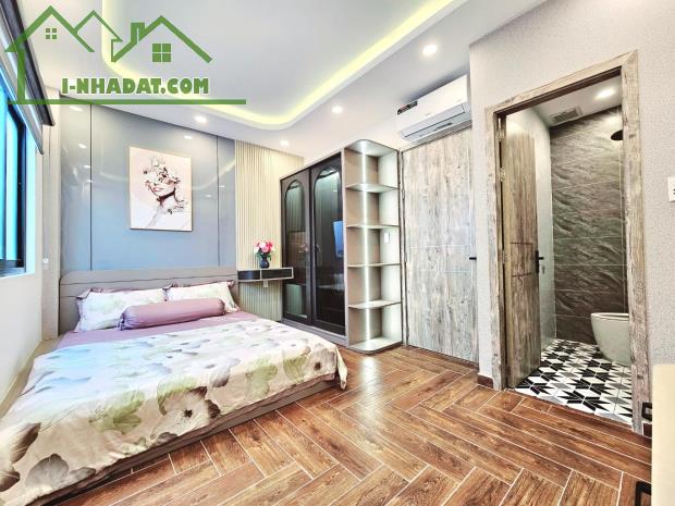 BÁN NHÀ NHƯ "BIỆT THỰ" - 4x12m² - 3 TẦNG, 4PN - P.15, TÂN BÌNH - TẶNG NT- NHỈNH 4 TỶ