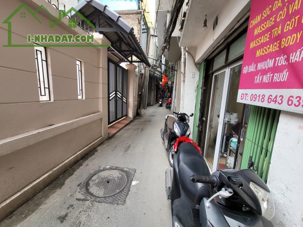 Bán Nhà Phương Mai 60m2, 4 Tầng. Hai Thoáng 35m Oto Qua 9.5 Tỷ