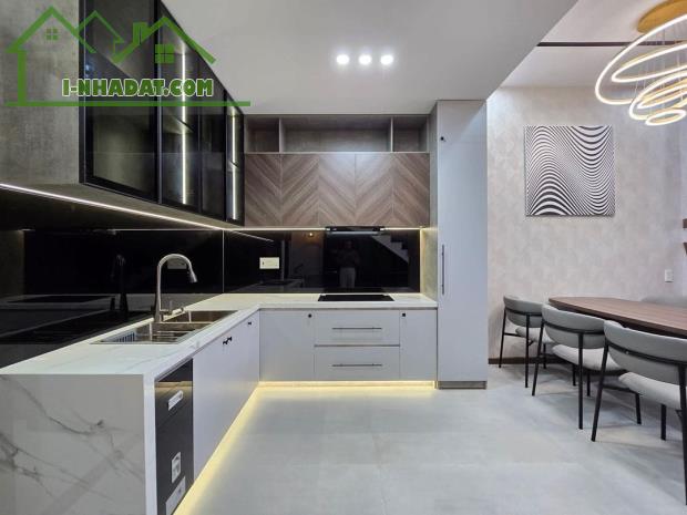 Hàng hiếm- tây mỗ, ngõ nông, gần phố,mặt tiền rộng 7m, dt 45m2* 4t* 6,5 tỷ - 4