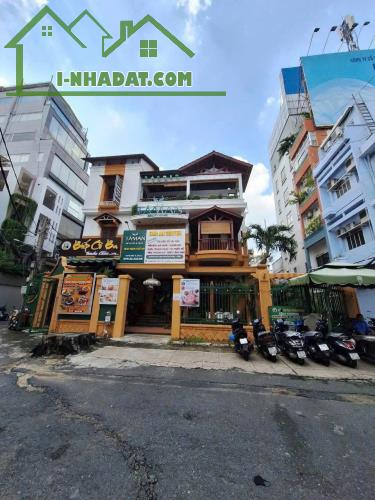 CHO THUÊ BIỆT THỰ LIỀN KỀ PHÚ NHUận, NG.VĂN TRỖI - 256M2 - GIÁ HỜ 200 TRIỆU/THÁNG - SỔ ĐỎ