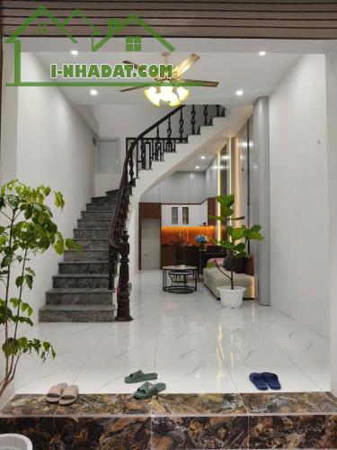 bán nhà Hoàng Mai 40m Nguyễn Khoái, gần ô tô diện tích rộng, nhà ở luôn - 4