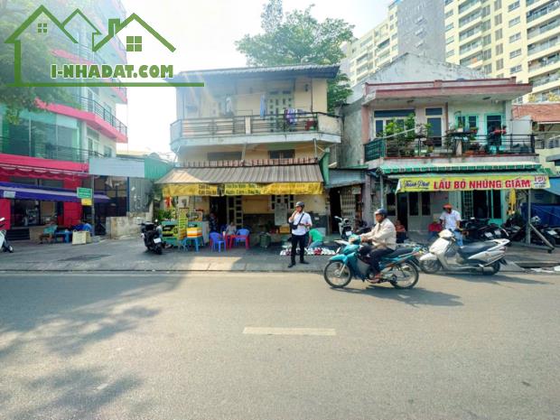 bán nhà mặt tiền - 4