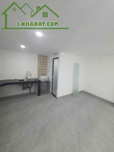 HẺM xe hơi QUẬN 3 GIÁ QUẬN 12 , 50M2 - 3 TẦNG - CHỈ 6 TỶ ( GIÁ BỚT LỘC). - 1