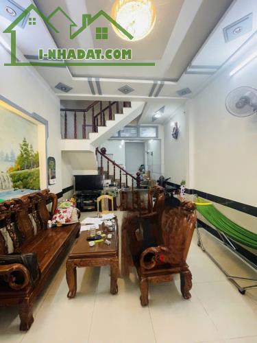 BÁN GẤP NHÀ HUỲNH THỊ HAI QUẬN 12- 55M2, 3 TẦNG HẺM XE HƠI- CHỈ 4 TỶ 800 - 1