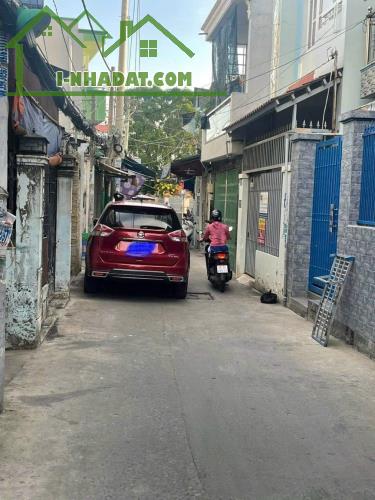 Bán nhà hẻm xe hơi 1716 Huỳnh Tấn Phát (5.7x18m), Sổ hồng, chỉ 4.69 tỷ