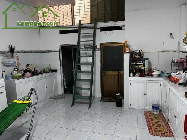 Bán nhà hẻm xe hơi 1716 Huỳnh Tấn Phát (5.7x18m), Sổ hồng, chỉ 4.69 tỷ - 3