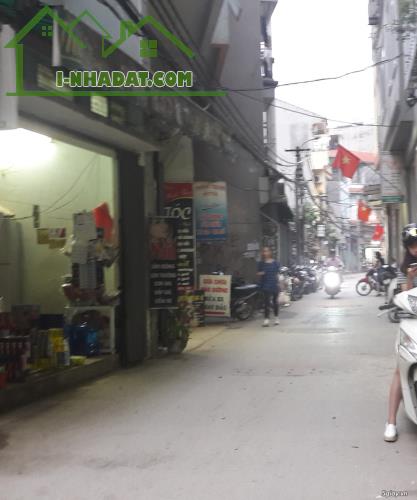 Bán nhà Đình Thôn 4 tầng, sổ đỏ 59m², ô tô có thể vào nhà tại Mỹ Đình 1, Nam Từ Liêm, chỉ - 4